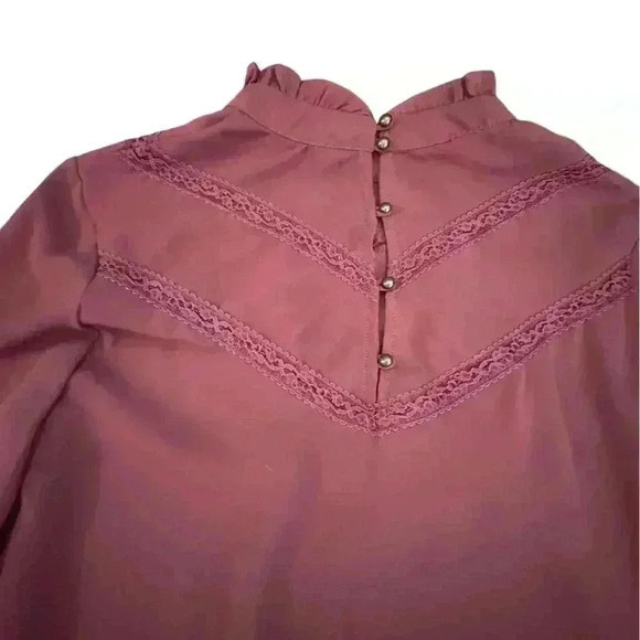 Charlotte Russe Mauve High-Neck Lace Detail Blouse - Medium - Picture 3 of 7